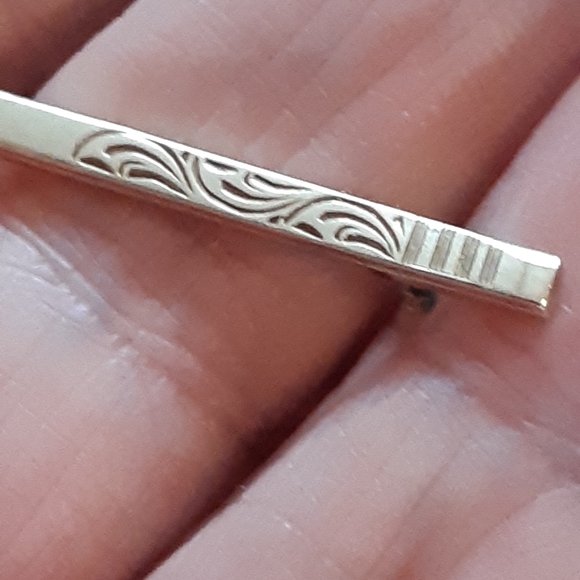 Antique Gold Brooch - Picture 3 of 17